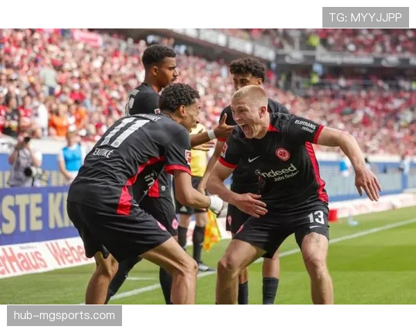 法兰克福3-3战平不莱梅 客场失分导致排名下滑至第七