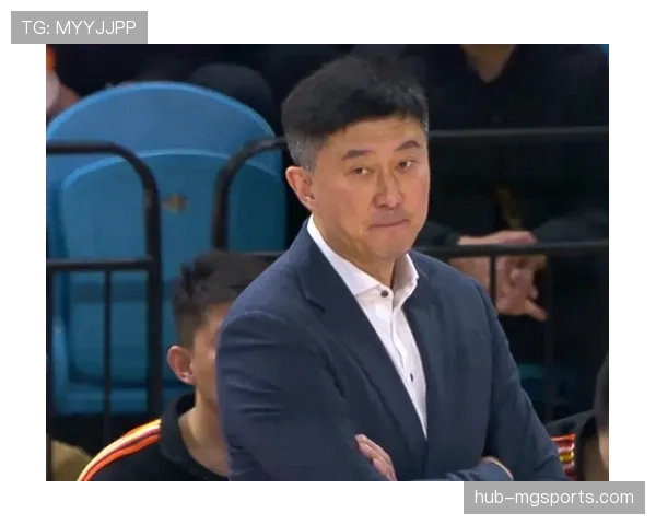 杜锋赛后批评球队防守无能量 态度问题成为连败期间关键因素 杜锋赛后批评球队防守无能量 态度问题成为连败期间关键因素